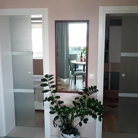 Appartement Luxor4 *